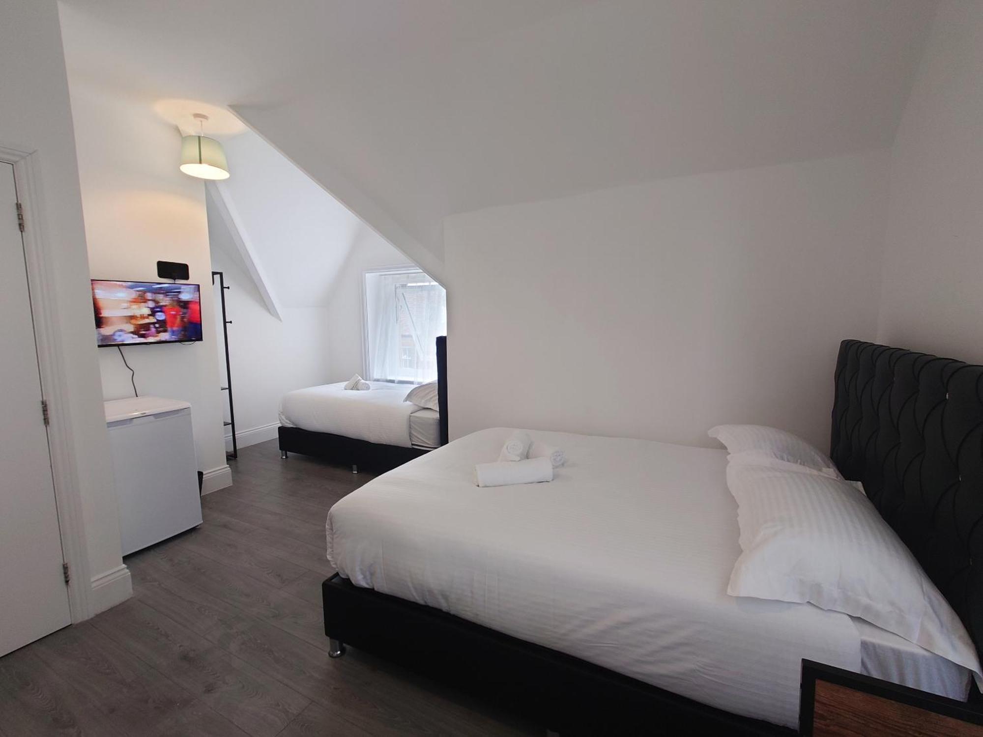 Centra Station Apartment London Room photo